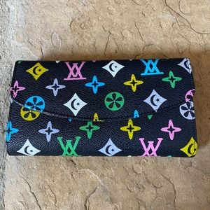Louis Vuitton look-a-like wallet